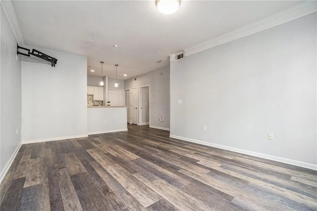 955 Juniper Street Unit 3026, Atlanta, Georgia 30309, 1 Bedroom Bedrooms, ,1 BathroomBathrooms,Residential,For Sale,955 Juniper Street Unit 3026,7555559