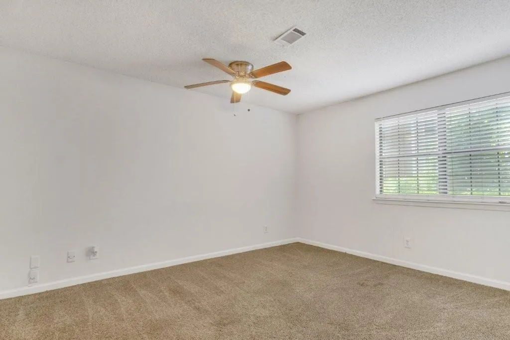 506 Barrington Hills Drive, Atlanta, Georgia 30350, 2 Bedrooms Bedrooms, ,2 BathroomsBathrooms,Residential,For Sale,506 Barrington Hills Drive,7616670