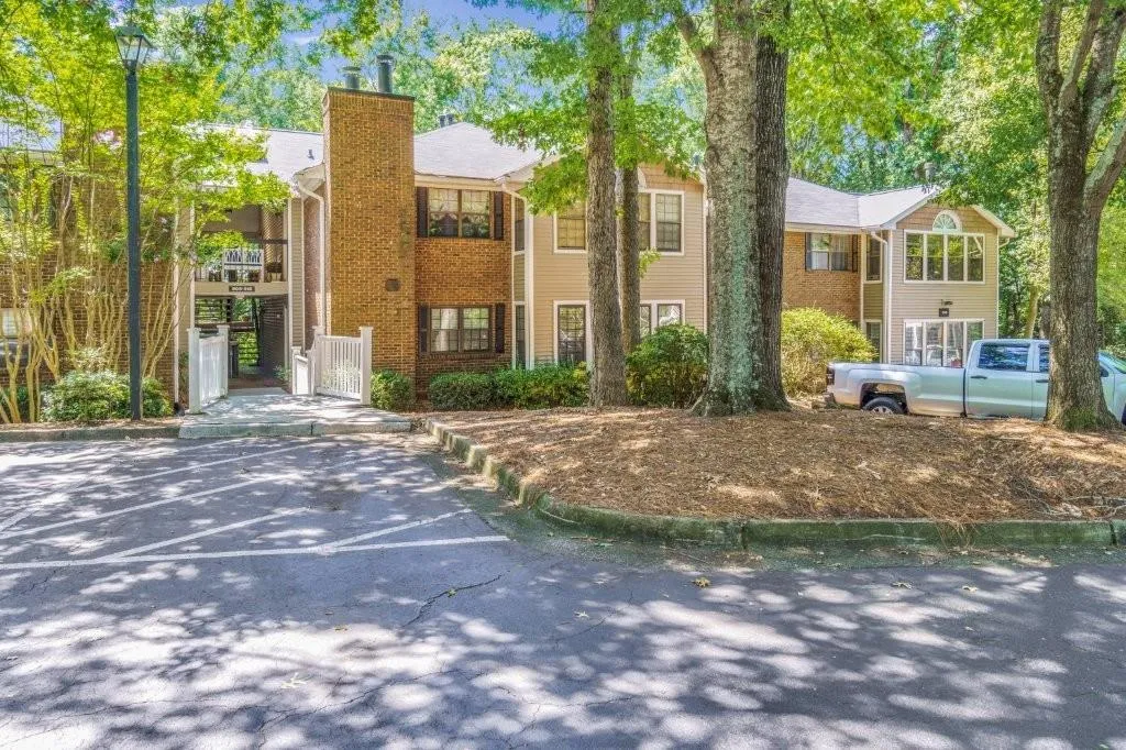 506 Barrington Hills Drive, Atlanta, Georgia 30350, 2 Bedrooms Bedrooms, ,2 BathroomsBathrooms,Residential,For Sale,506 Barrington Hills Drive,7616670