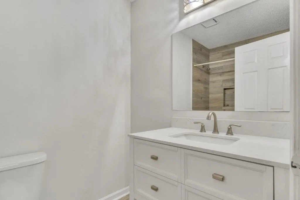 506 Barrington Hills Drive, Atlanta, Georgia 30350, 2 Bedrooms Bedrooms, ,2 BathroomsBathrooms,Residential,For Sale,506 Barrington Hills Drive,7616670