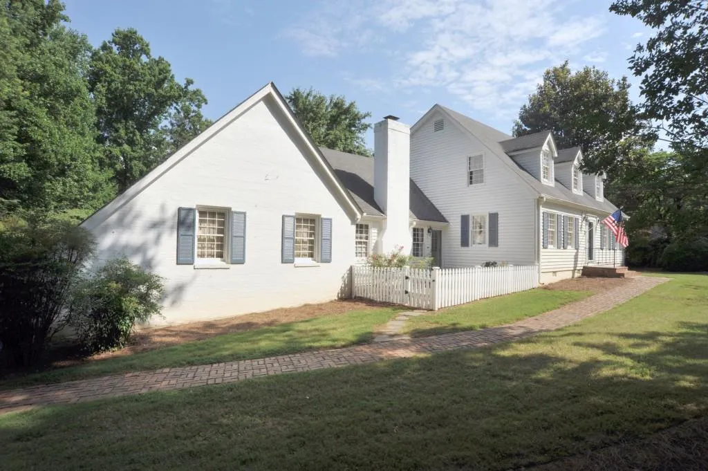 1658 Northridge Road, Sandy Springs, Georgia 30350, 4 Bedrooms Bedrooms, ,3 BathroomsBathrooms,Residential,Sold,1658 Northridge Road,6573583