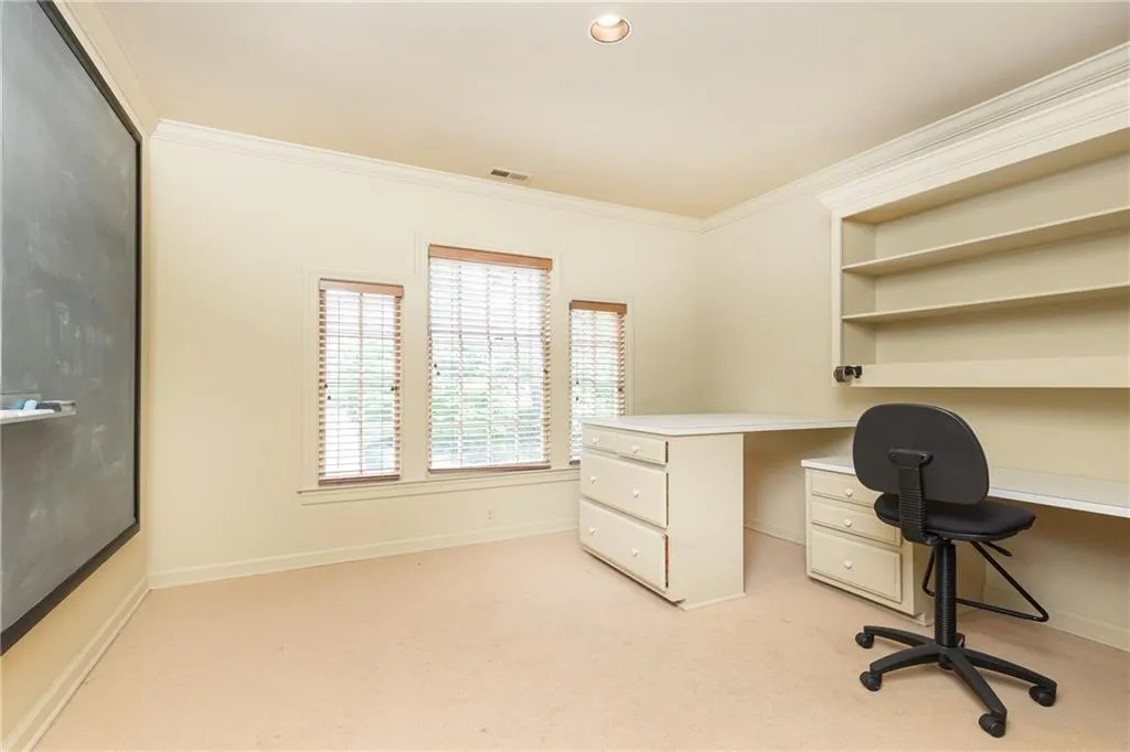 170 W Paces Ferry Road Nw, Atlanta, Georgia 30305, 4 Bedrooms Bedrooms, ,4 BathroomsBathrooms,Residential,For Sale,170 W Paces Ferry Road Nw,7658227