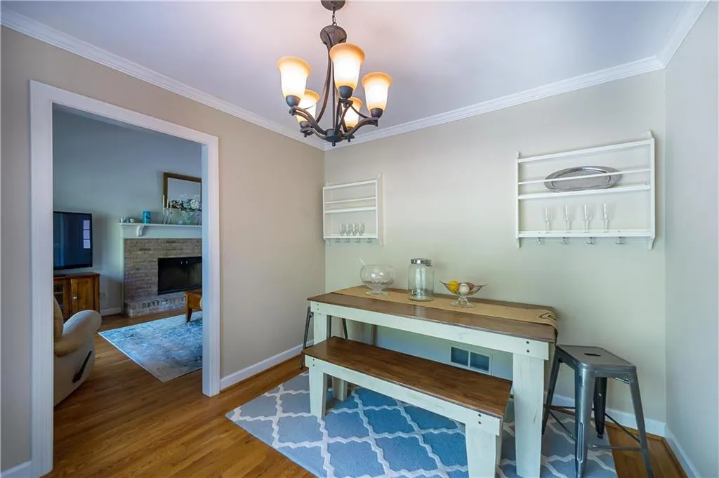 1020 Ridge Tarn, Dunwoody, Georgia 30350, 4 Bedrooms Bedrooms, ,3 BathroomsBathrooms,Residential,Sold,1020 Ridge Tarn,5612645