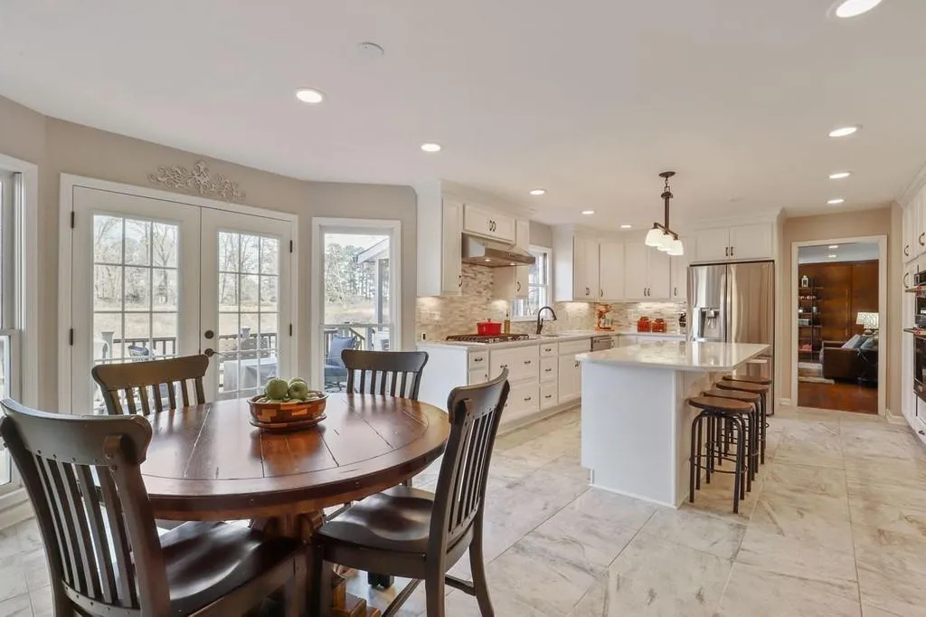 530 Spender Trace, Atlanta, Georgia 30350, 5 Bedrooms Bedrooms, ,4 BathroomsBathrooms,Residential,Sold,530 Spender Trace,6846105