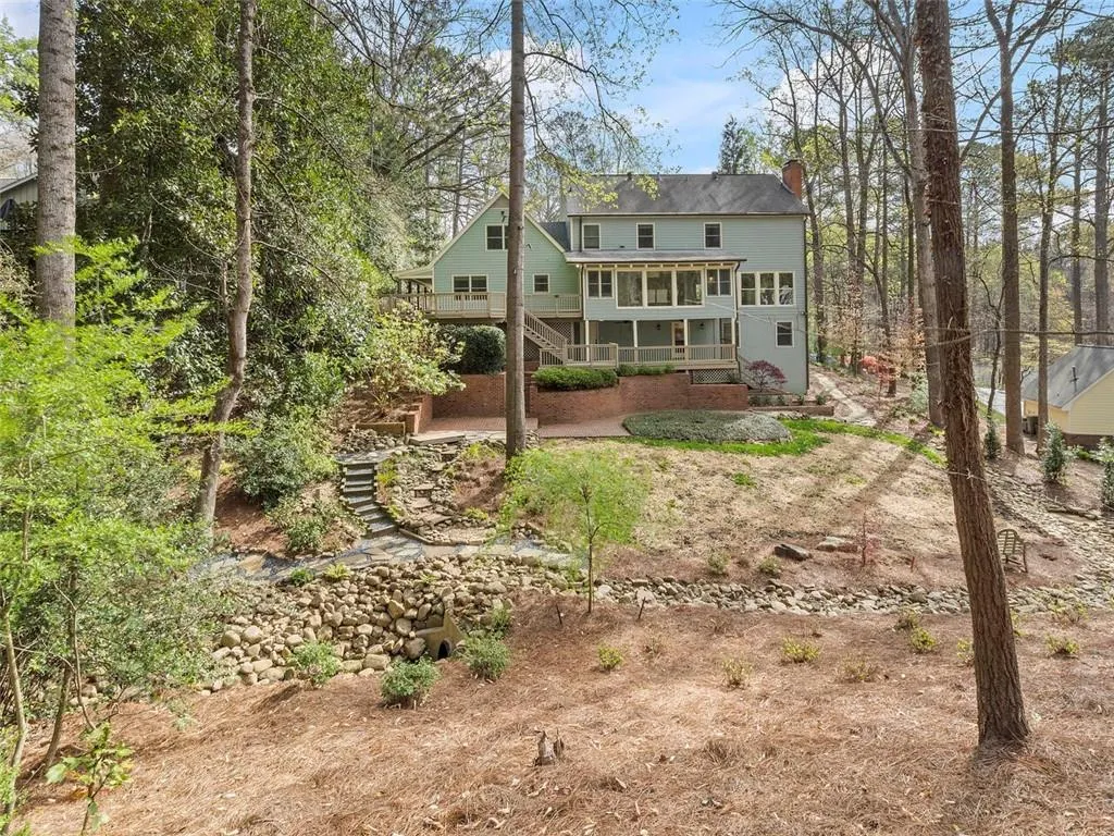 5540 Whitner Drive, Atlanta, Georgia 30327, 7 Bedrooms Bedrooms, ,4 BathroomsBathrooms,Residential,Sold,5540 Whitner Drive,7358435