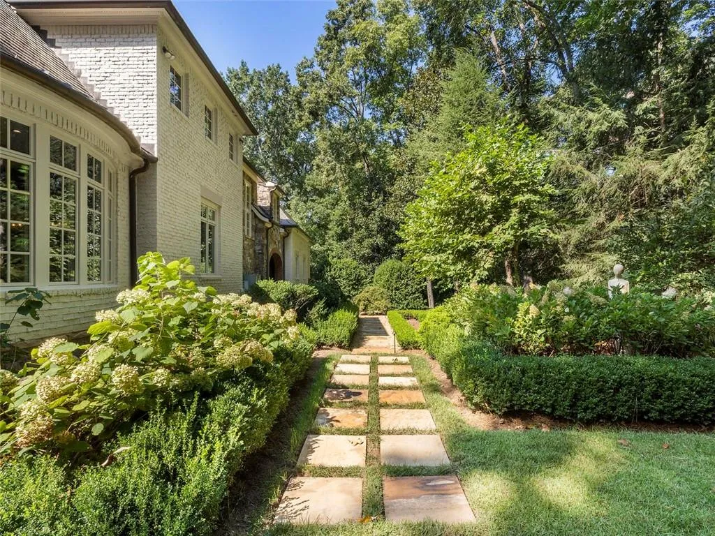 4375 Mount Paran Pkwy Nw, Atlanta, Georgia 30327, 7 Bedrooms Bedrooms, ,7 BathroomsBathrooms,Residential,For Sale,4375 Mount Paran Pkwy Nw,7577140