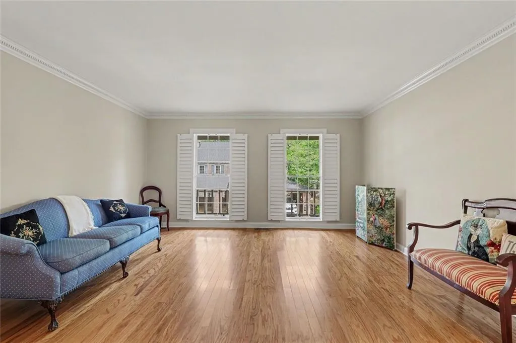 318 Ne The Chace Ne, Atlanta, Georgia 30328, 4 Bedrooms Bedrooms, ,3 BathroomsBathrooms,Residential,Sold,318 Ne The Chace Ne,7750781