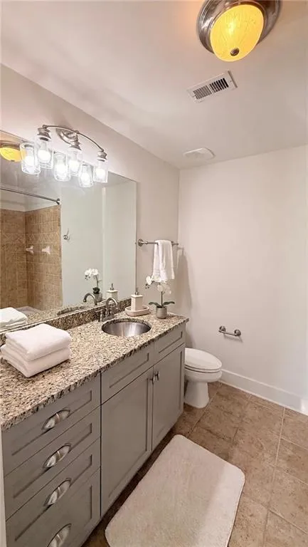 Virtually Staged - Master Bathroom