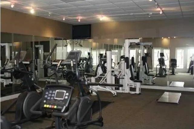 6980 Roswell Road Unit E4, Sandy Springs, Georgia 30328, 2 Bedrooms Bedrooms, ,1 BathroomBathrooms,Residential,Sold,6980 Roswell Road Unit E4,5645915