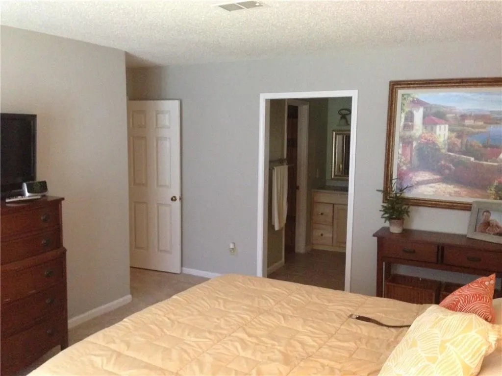 804 Abingdon Way Unit 804, Atlanta, Georgia 30328, 2 Bedrooms Bedrooms, ,2 BathroomsBathrooms,Residential,Sold,804 Abingdon Way Unit 804,5673166