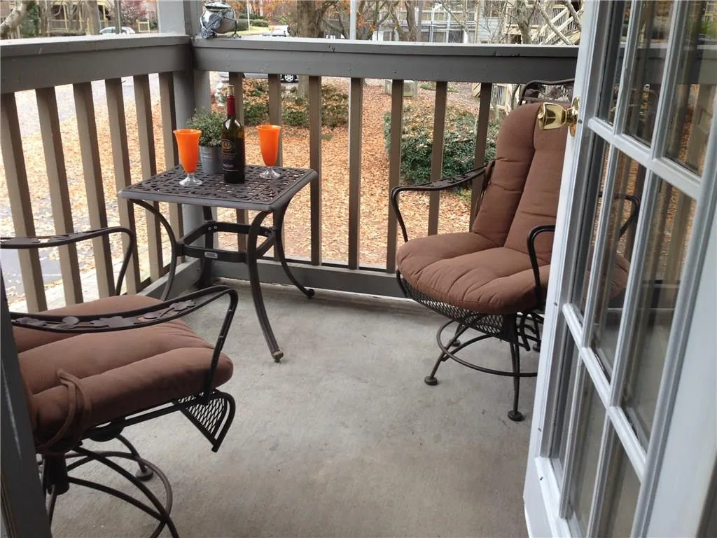 804 Abingdon Way Unit 804, Atlanta, Georgia 30328, 2 Bedrooms Bedrooms, ,2 BathroomsBathrooms,Residential,Sold,804 Abingdon Way Unit 804,5673166