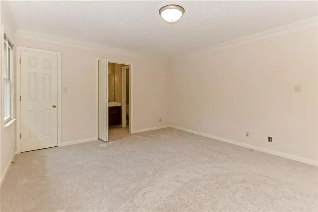 7938 Briar Villa Place, Sandy Springs, Georgia 30350, 3 Bedrooms Bedrooms, ,2 BathroomsBathrooms,Residential,Sold,7938 Briar Villa Place,5994759