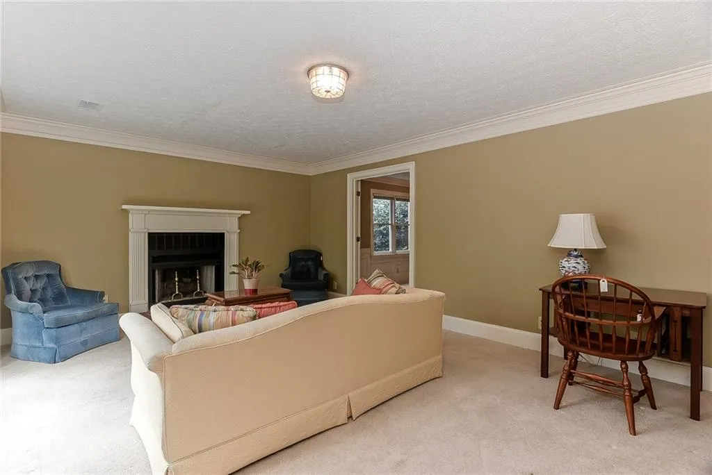 7938 Briar Villa Place, Sandy Springs, Georgia 30350, 3 Bedrooms Bedrooms, ,2 BathroomsBathrooms,Residential,Sold,7938 Briar Villa Place,5994759
