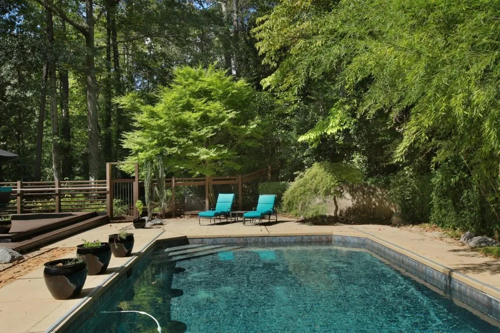35 Old Powers Place, Sandy Springs, Georgia 30327, 4 Bedrooms Bedrooms, ,4 BathroomsBathrooms,Residential,Sold,35 Old Powers Place,6923240