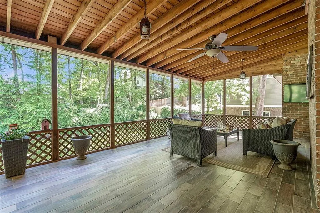 6025 River Chase Circle Nw, Sandy Springs, Georgia 30328, 7 Bedrooms Bedrooms, ,5 BathroomsBathrooms,Residential,Sold,6025 River Chase Circle Nw,7038997