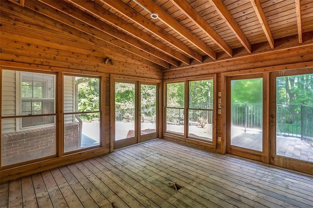 6025 River Chase Circle Nw, Sandy Springs, Georgia 30328, 7 Bedrooms Bedrooms, ,5 BathroomsBathrooms,Residential,Sold,6025 River Chase Circle Nw,7038997