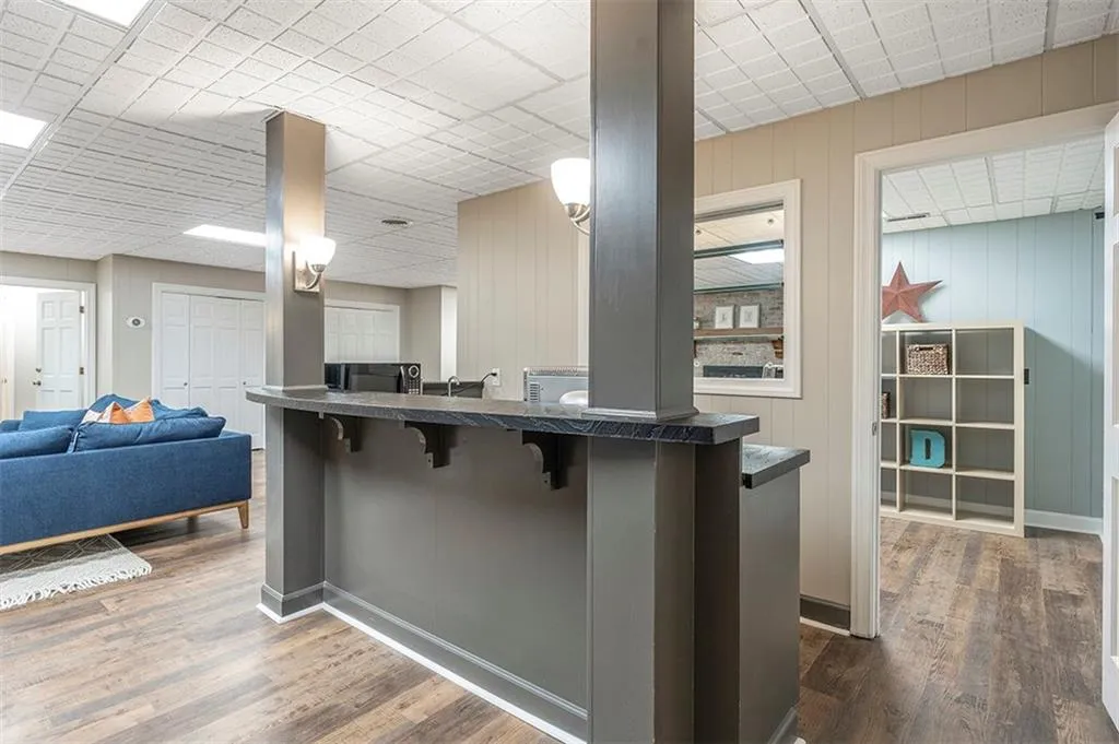 6025 River Chase Circle Nw, Sandy Springs, Georgia 30328, 7 Bedrooms Bedrooms, ,5 BathroomsBathrooms,Residential,Sold,6025 River Chase Circle Nw,7038997