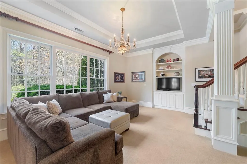 219 Saint Nicholas Circle Nw, Sandy Springs, Georgia 30327, 6 Bedrooms Bedrooms, ,6 BathroomsBathrooms,Residential,Sold,219 Saint Nicholas Circle Nw,7190211