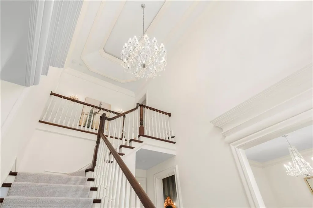 219 Saint Nicholas Circle Nw, Sandy Springs, Georgia 30327, 6 Bedrooms Bedrooms, ,6 BathroomsBathrooms,Residential,Sold,219 Saint Nicholas Circle Nw,7190211