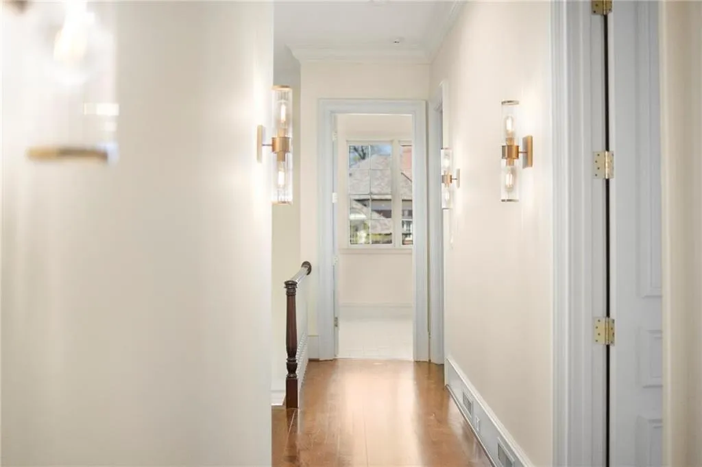 219 Saint Nicholas Circle Nw, Sandy Springs, Georgia 30327, 6 Bedrooms Bedrooms, ,6 BathroomsBathrooms,Residential,Sold,219 Saint Nicholas Circle Nw,7190211