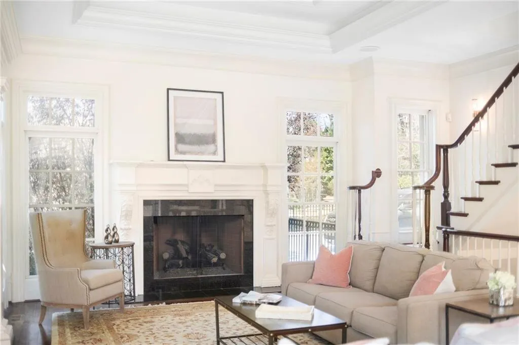 219 Saint Nicholas Circle Nw, Sandy Springs, Georgia 30327, 6 Bedrooms Bedrooms, ,6 BathroomsBathrooms,Residential,Sold,219 Saint Nicholas Circle Nw,7190211