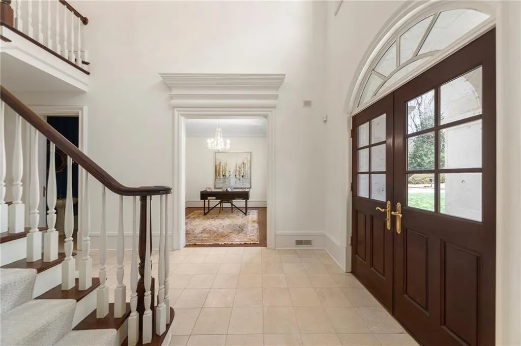 219 Saint Nicholas Circle Nw, Sandy Springs, Georgia 30327, 6 Bedrooms Bedrooms, ,6 BathroomsBathrooms,Residential,Sold,219 Saint Nicholas Circle Nw,7190211