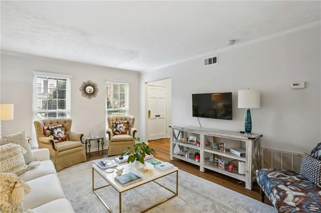 2 Scotland Place Nw, Atlanta, Georgia 30318, 2 Bedrooms Bedrooms, 0 ,2 BathroomsBathrooms,Residential,Sold,2 Scotland Place Nw,7704542
