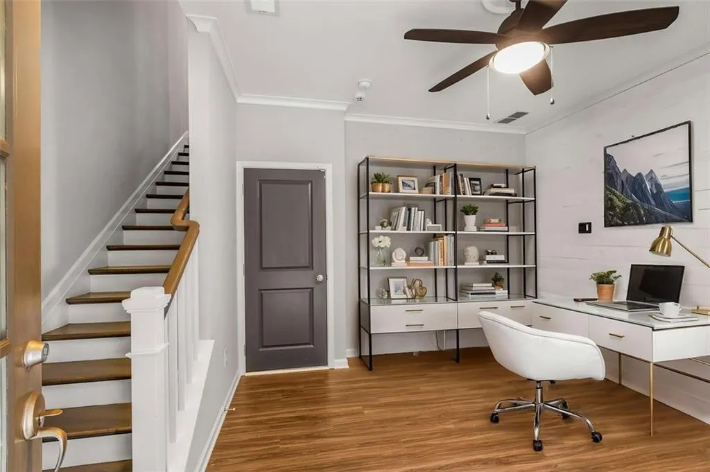 635 Broadview Place Ne, Atlanta, Georgia 30324, 2 Bedrooms Bedrooms, ,2 BathroomsBathrooms,Residential,Sold,635 Broadview Place Ne,7586517