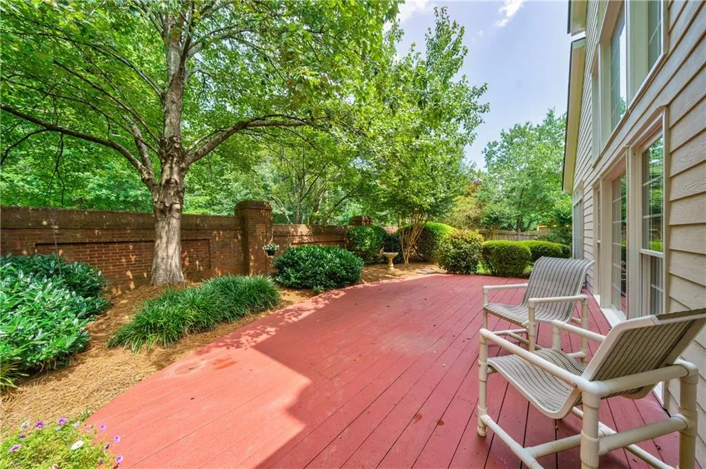 125 Smithdun Lane, Sandy Springs, Georgia 30350, 4 Bedrooms Bedrooms, ,3 BathroomsBathrooms,Residential,Sold,125 Smithdun Lane,6899093