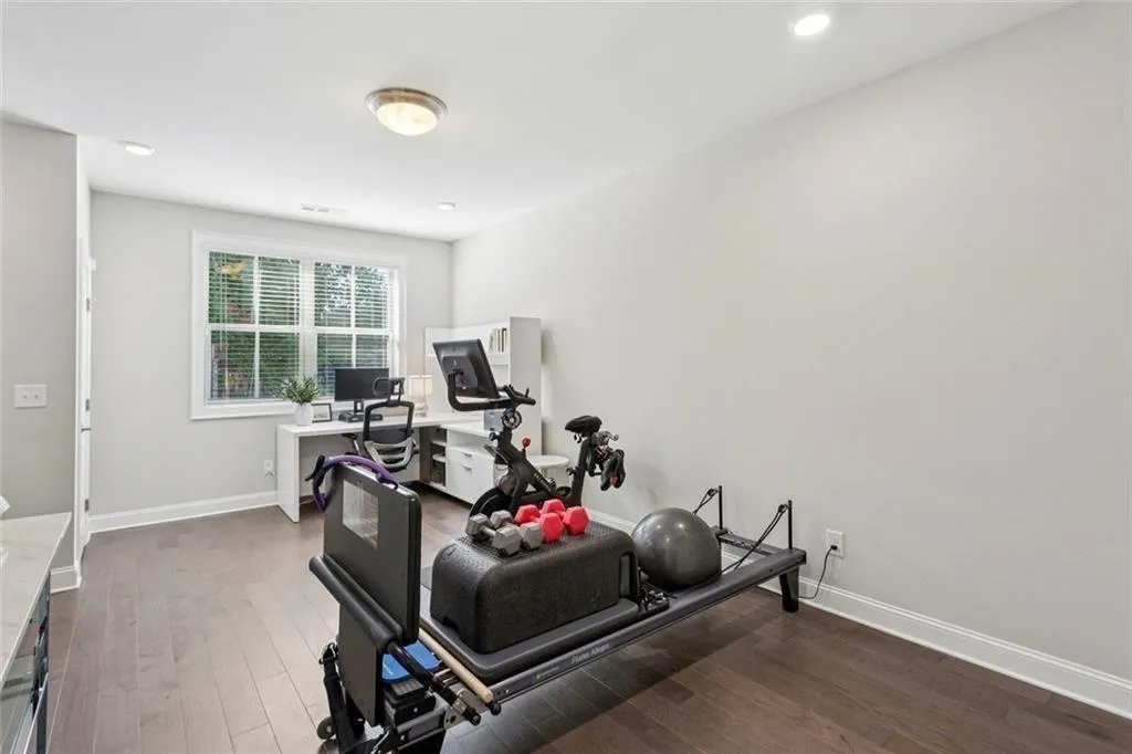 4219 Deming Circle, Sandy Springs, Georgia 30342, 2 Bedrooms Bedrooms, ,2 BathroomsBathrooms,Residential,For Sale,4219 Deming Circle,7744954