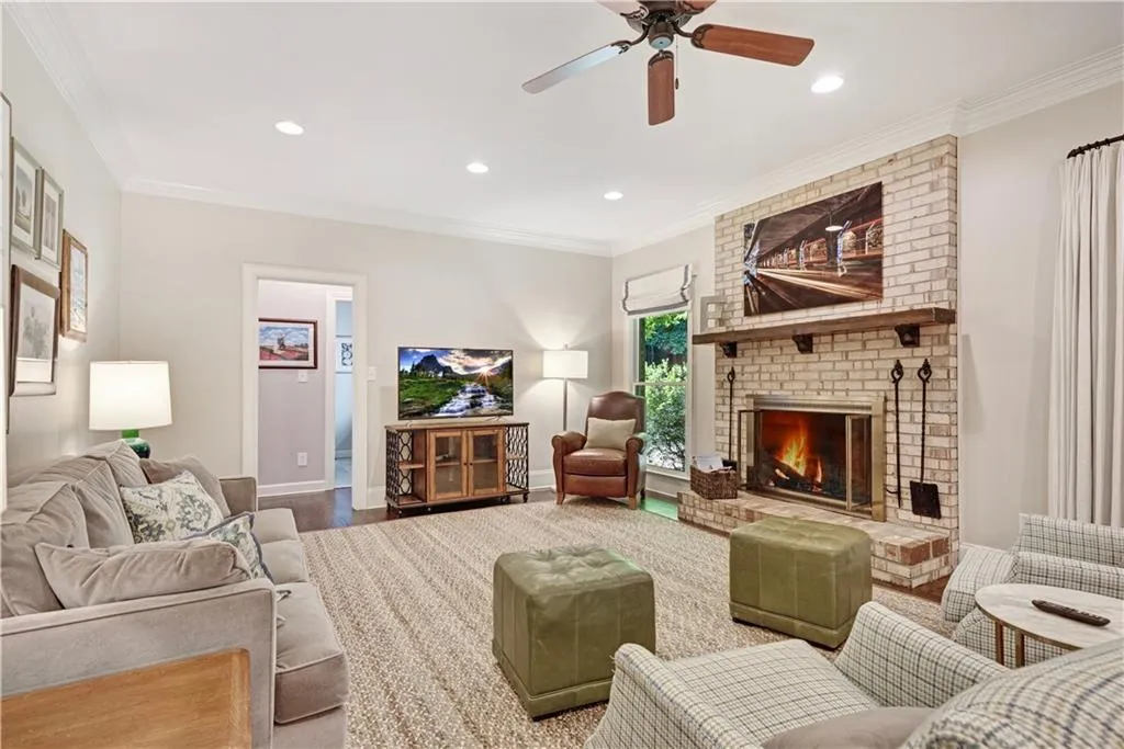 530 Coldstream Court, Atlanta, Georgia 30328, 5 Bedrooms Bedrooms, ,4 BathroomsBathrooms,Residential,Sold,530 Coldstream Court,6565363
