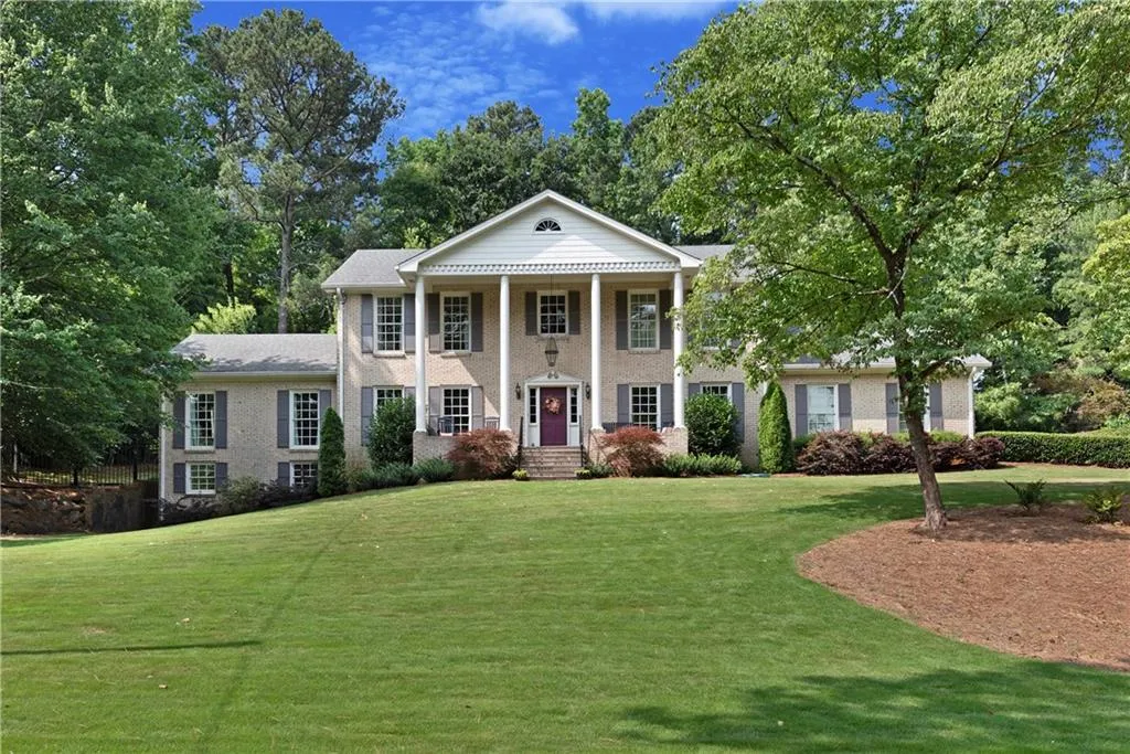 530 Coldstream Court, Atlanta, Georgia 30328, 5 Bedrooms Bedrooms, ,4 BathroomsBathrooms,Residential,Sold,530 Coldstream Court,6565363