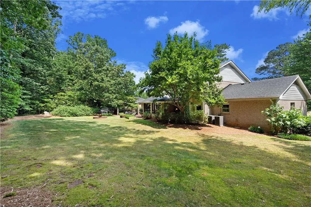 530 Coldstream Court, Atlanta, Georgia 30328, 5 Bedrooms Bedrooms, ,4 BathroomsBathrooms,Residential,Sold,530 Coldstream Court,6565363