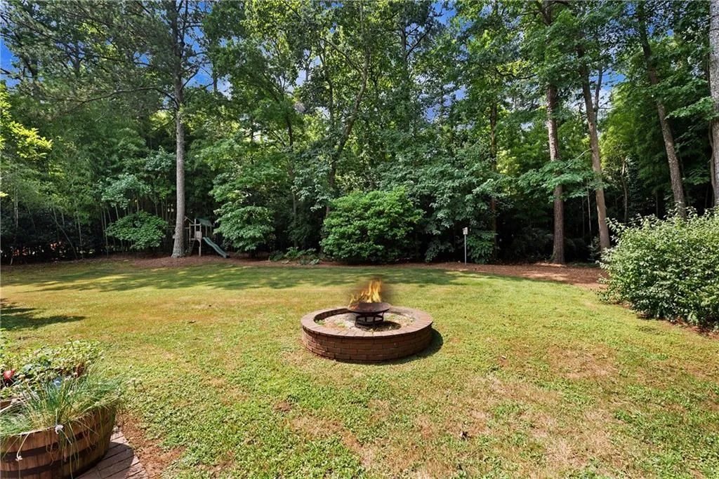 530 Coldstream Court, Atlanta, Georgia 30328, 5 Bedrooms Bedrooms, ,4 BathroomsBathrooms,Residential,Sold,530 Coldstream Court,6565363
