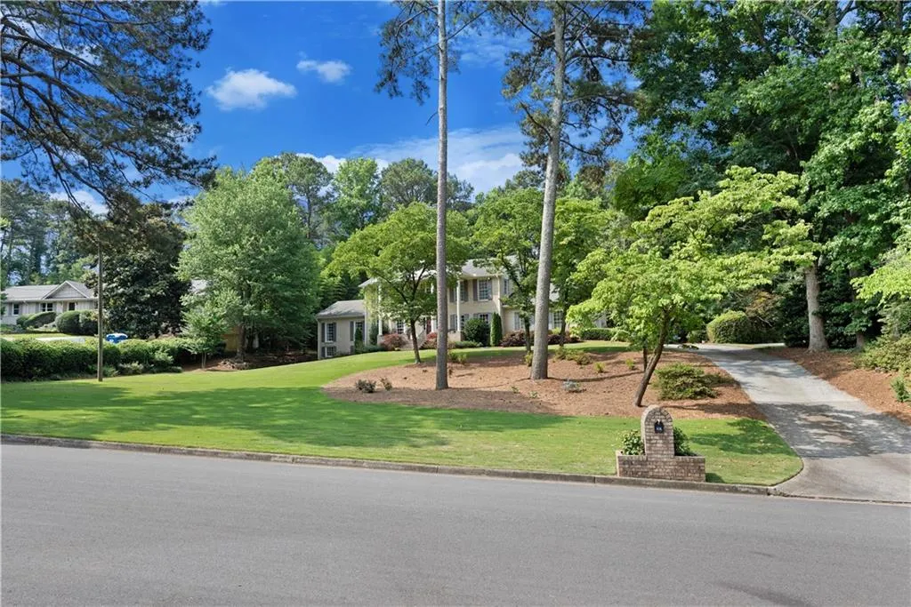 530 Coldstream Court, Atlanta, Georgia 30328, 5 Bedrooms Bedrooms, ,4 BathroomsBathrooms,Residential,Sold,530 Coldstream Court,6565363