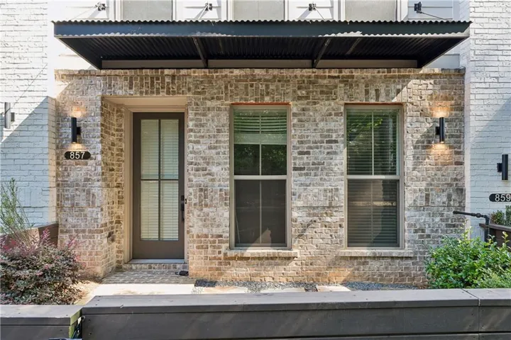 857 Constellation Drive, Decatur, Georgia 30033