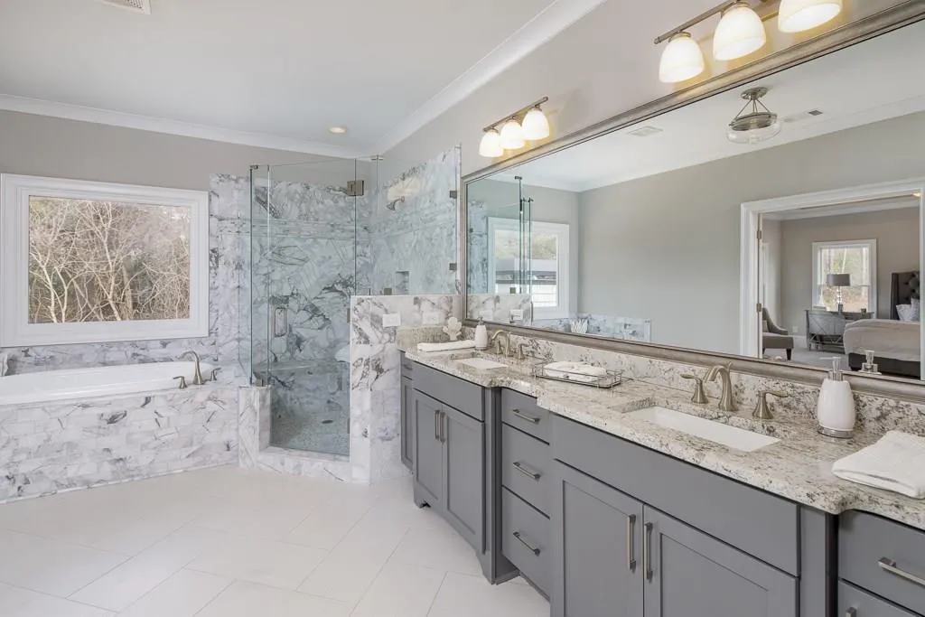 220 Belle Lane, Sandy Springs, Georgia 30328, 5 Bedrooms Bedrooms, ,5 BathroomsBathrooms,Residential,Sold,220 Belle Lane,6106299