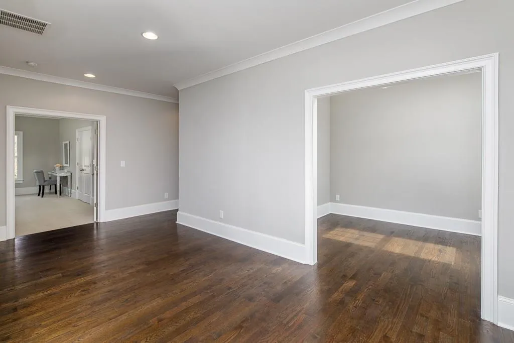 220 Belle Lane, Sandy Springs, Georgia 30328, 5 Bedrooms Bedrooms, ,5 BathroomsBathrooms,Residential,Sold,220 Belle Lane,6106299