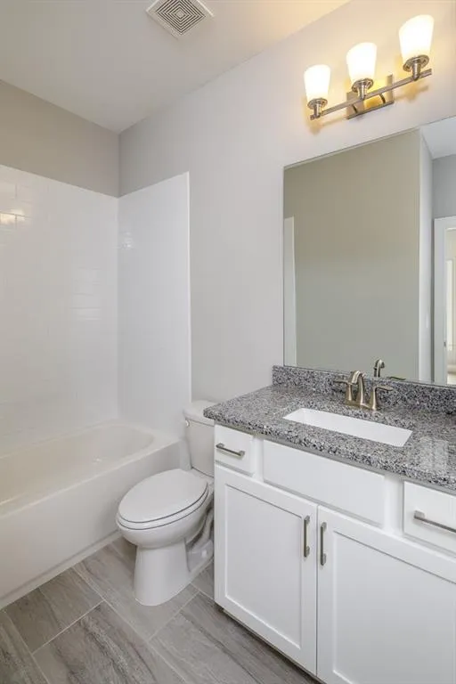 220 Belle Lane, Sandy Springs, Georgia 30328, 5 Bedrooms Bedrooms, ,5 BathroomsBathrooms,Residential,Sold,220 Belle Lane,6106299