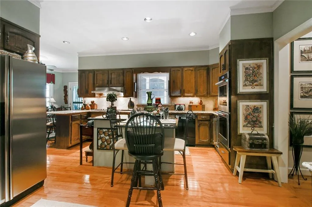 145 Trail Point, Sandy Springs, Georgia 30350, 5 Bedrooms Bedrooms, ,4 BathroomsBathrooms,Residential,Sold,145 Trail Point,5876623