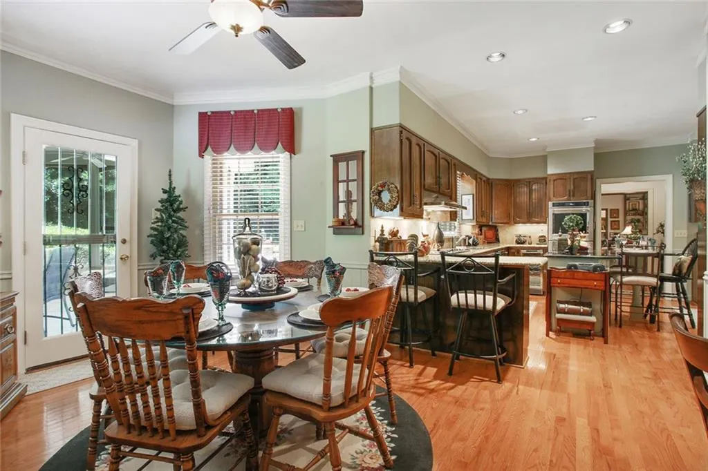 145 Trail Point, Sandy Springs, Georgia 30350, 5 Bedrooms Bedrooms, ,4 BathroomsBathrooms,Residential,Sold,145 Trail Point,5876623