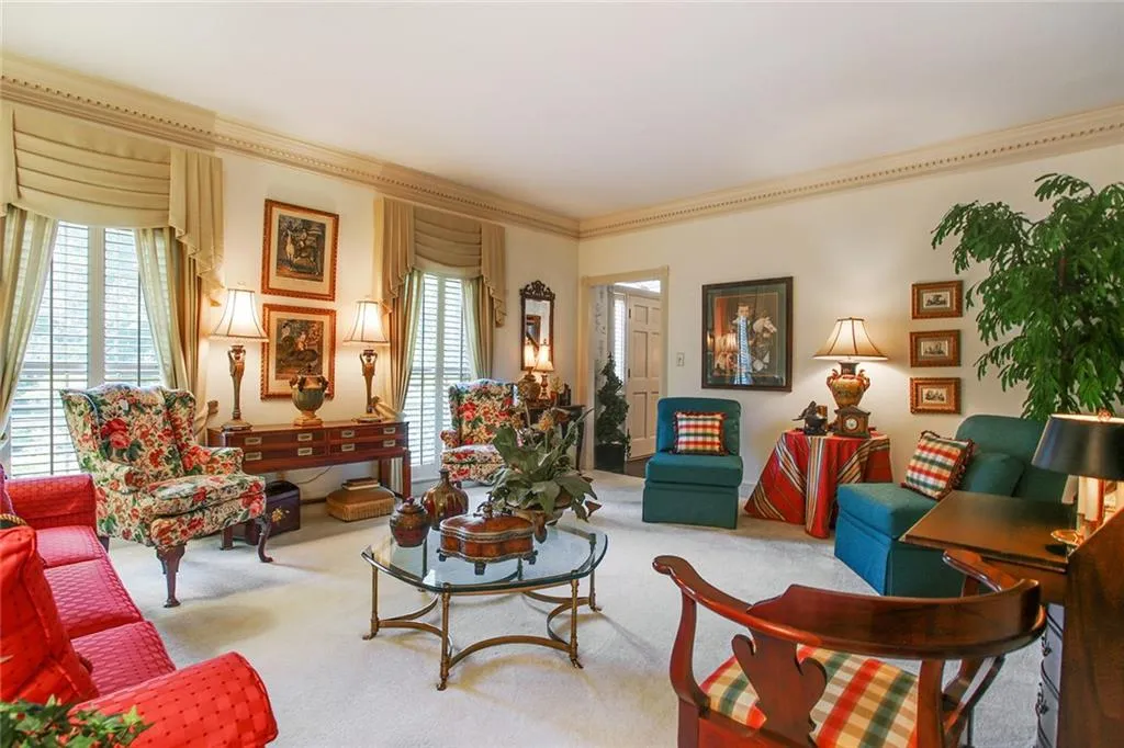 145 Trail Point, Sandy Springs, Georgia 30350, 5 Bedrooms Bedrooms, ,4 BathroomsBathrooms,Residential,Sold,145 Trail Point,5876623
