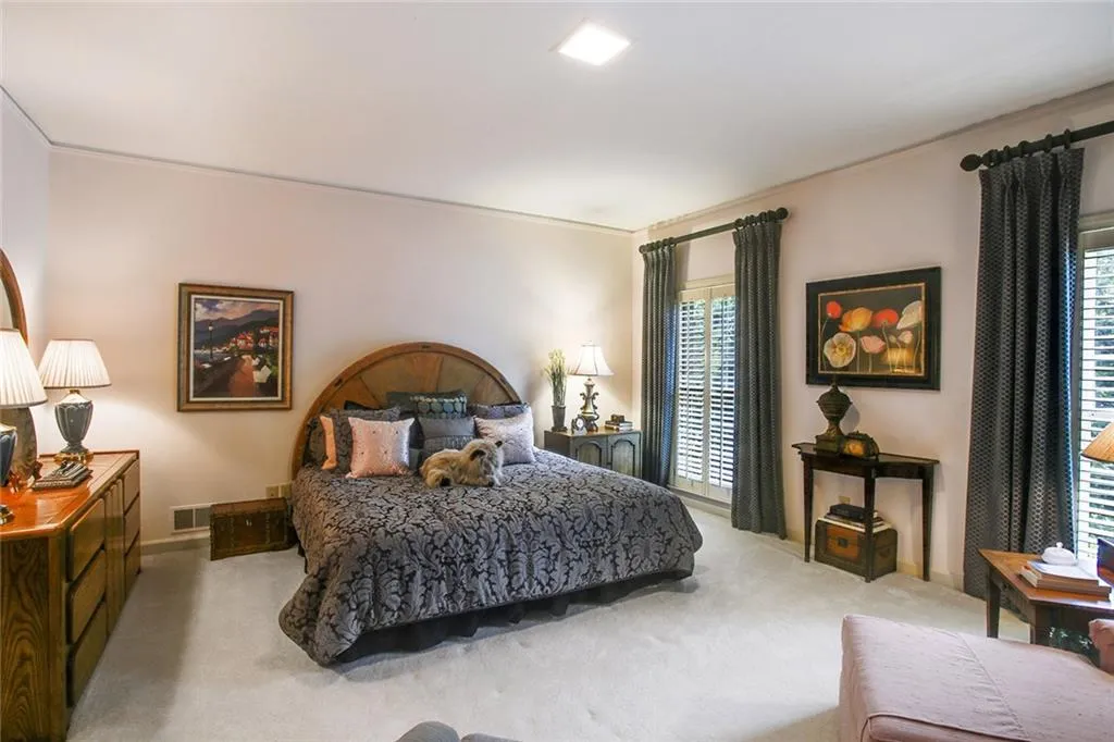145 Trail Point, Sandy Springs, Georgia 30350, 5 Bedrooms Bedrooms, ,4 BathroomsBathrooms,Residential,Sold,145 Trail Point,5876623