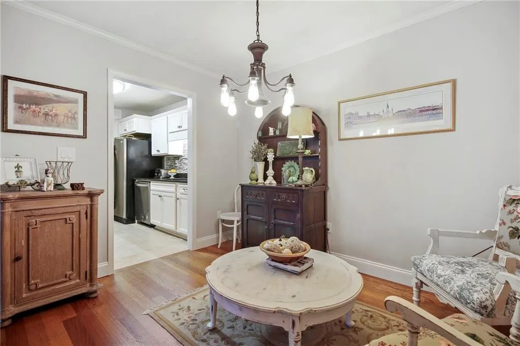 908 Natchez Trace, Sandy Springs, Georgia 30350, 2 Bedrooms Bedrooms, ,2 BathroomsBathrooms,Residential,Sold,908 Natchez Trace,6908193