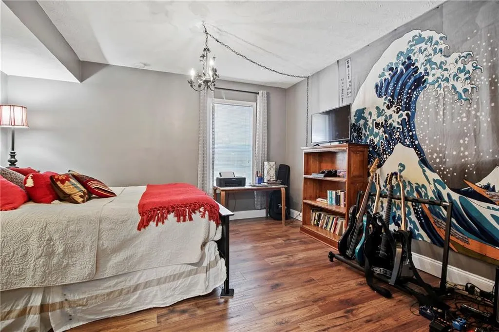 908 Natchez Trace, Sandy Springs, Georgia 30350, 2 Bedrooms Bedrooms, ,2 BathroomsBathrooms,Residential,Sold,908 Natchez Trace,6908193