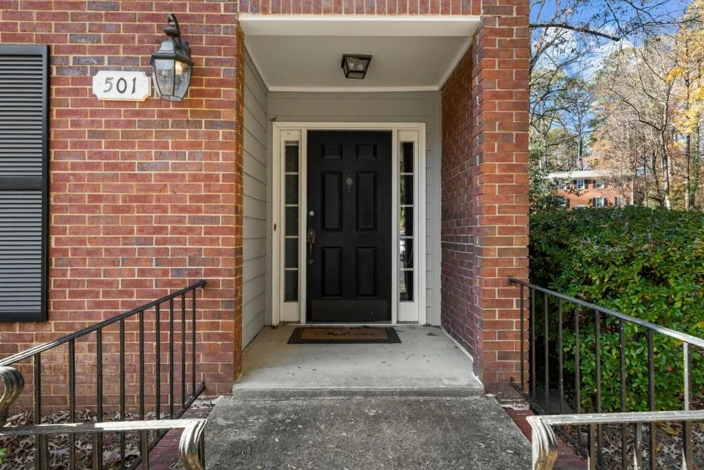 501 Dunwoody Chace, Atlanta, Georgia 30328, 4 Bedrooms Bedrooms, ,3 BathroomsBathrooms,Residential,For Sale,501 Dunwoody Chace,7694726