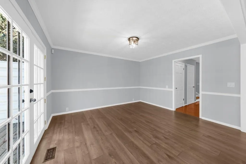 501 Dunwoody Chace, Atlanta, Georgia 30328, 4 Bedrooms Bedrooms, ,3 BathroomsBathrooms,Residential,For Sale,501 Dunwoody Chace,7694726