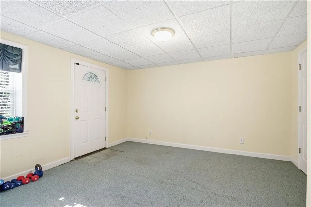 6225 Old Hickory Point, Atlanta, Georgia 30328, 5 Bedrooms Bedrooms, ,4 BathroomsBathrooms,Residential,For Sale,6225 Old Hickory Point,7750763