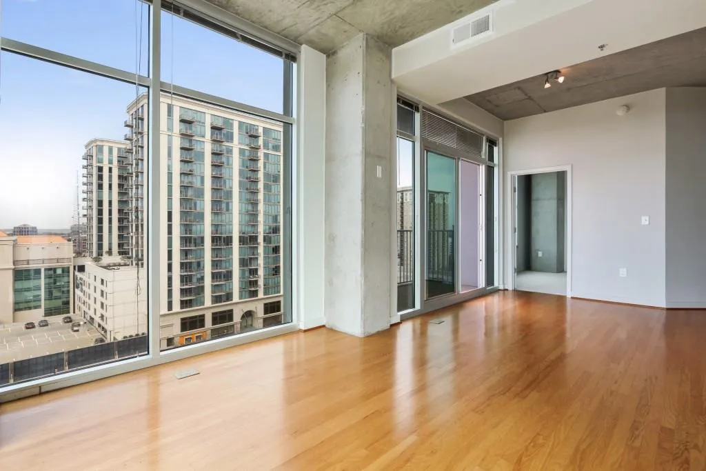 250 Pharr Road Ne Unit 1308, Atlanta, Georgia 30305, 2 Bedrooms Bedrooms, ,2 BathroomsBathrooms,Residential,Sold,250 Pharr Road Ne Unit 1308,5822012