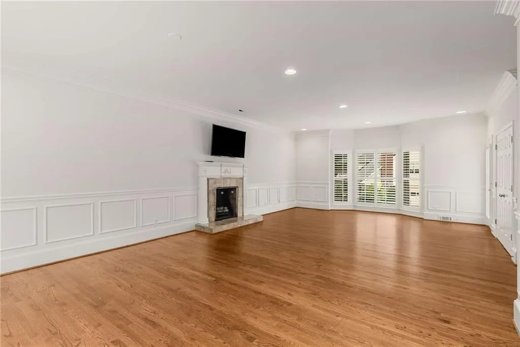 360 Spindle Court, Sandy Springs, Georgia 30350, 4 Bedrooms Bedrooms, ,3 BathroomsBathrooms,Residential,Sold,360 Spindle Court,7425203